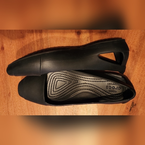 Crocs flat shoes - Picture 2 of 4